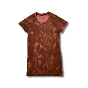 Lululemon Swiftly Tech Short-Sleeve 2.0 – Size 4 – Rust Tie Dye